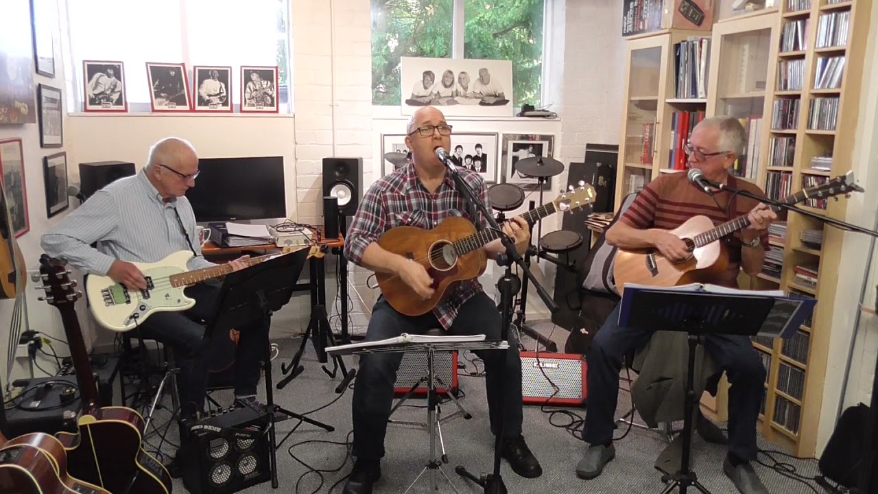 Rip It Up - Little Richard - Acoustic Guitar Cover - The Escalators