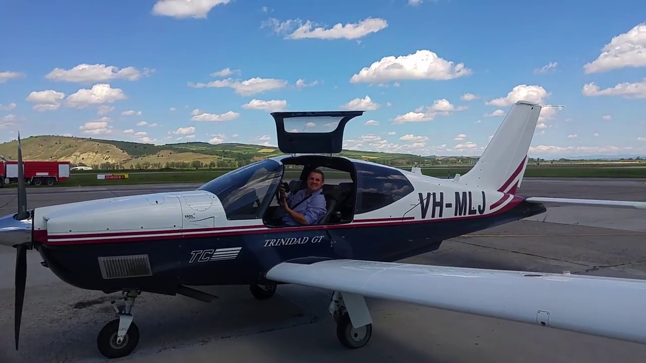 Din Australia in Romania cu un avion monomotor: Sosirea la Targu Mures