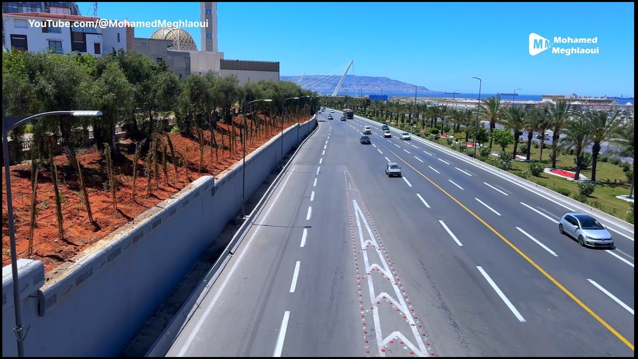 الجزائر العاصمة: مشاهد من الجسر والطريق المؤدي إلى قصر المعارض.. مساحات خضراء