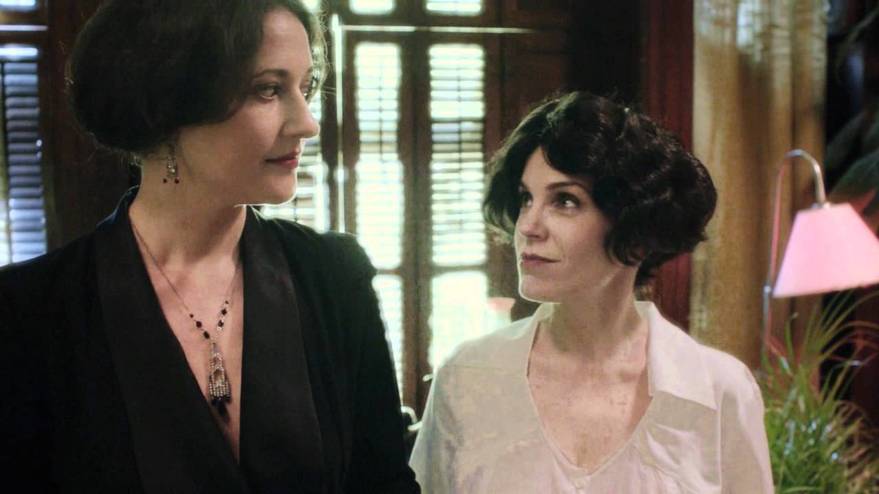 Left  Bank Bookseller Trailer
