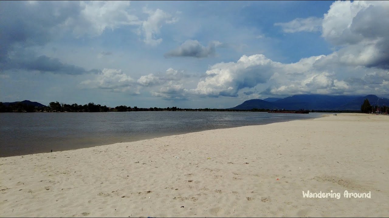 Kampot Beach