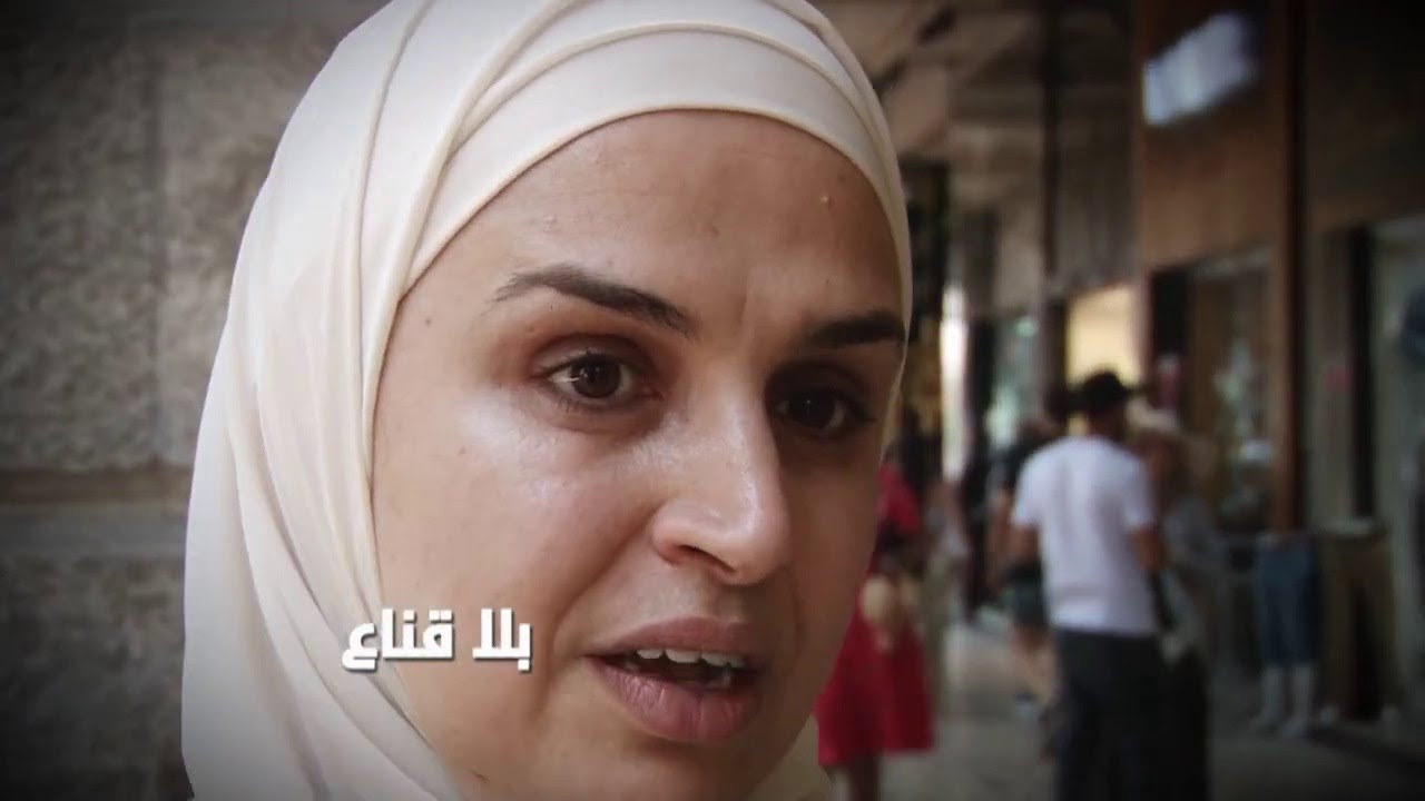 مقيمة بكندا تهز التوانسة بعد اسكاتها لمواطنة أجنبية تحدثت بعنـ ـصرية أمامها:خرجتلها العرق التونسي هه