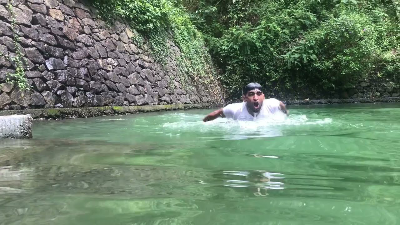 ADVENTUROUS pond on Edavanapara kondotty route...!!