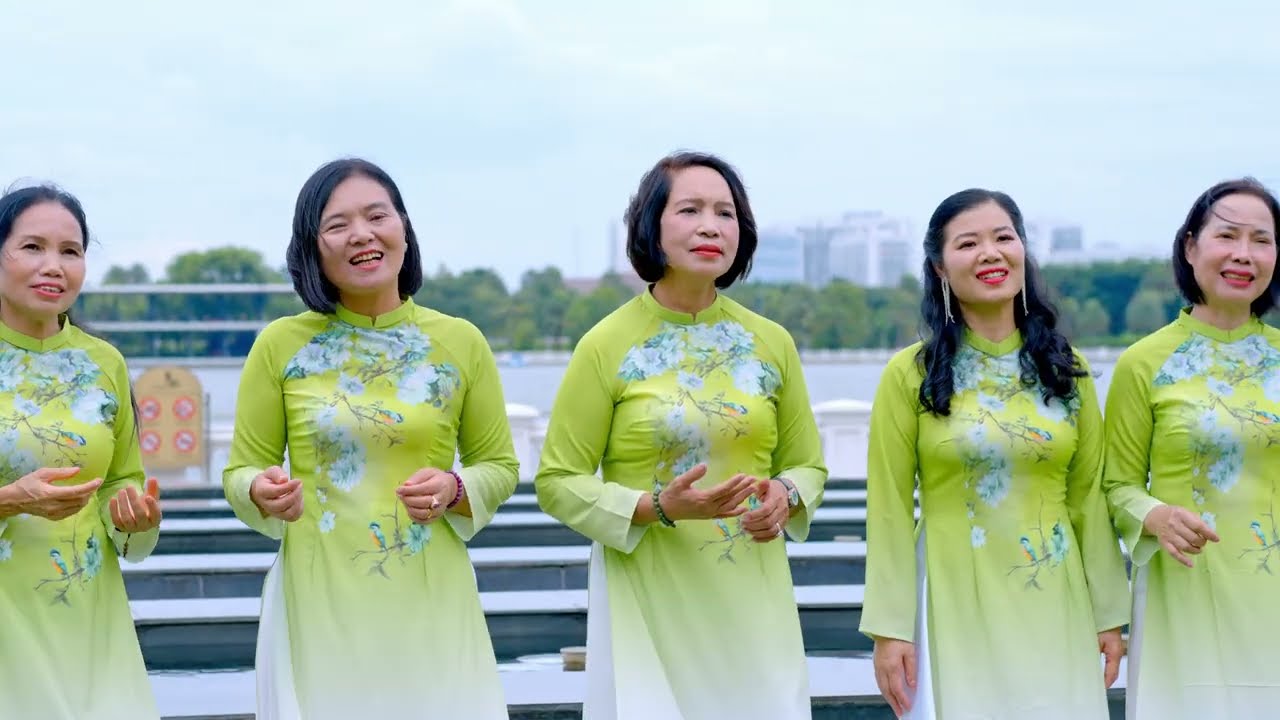Mùa xuân trên quê hương - Top ca Hội Phụ Nữ Thân Ái – The Harmony Vinhomes Riverside