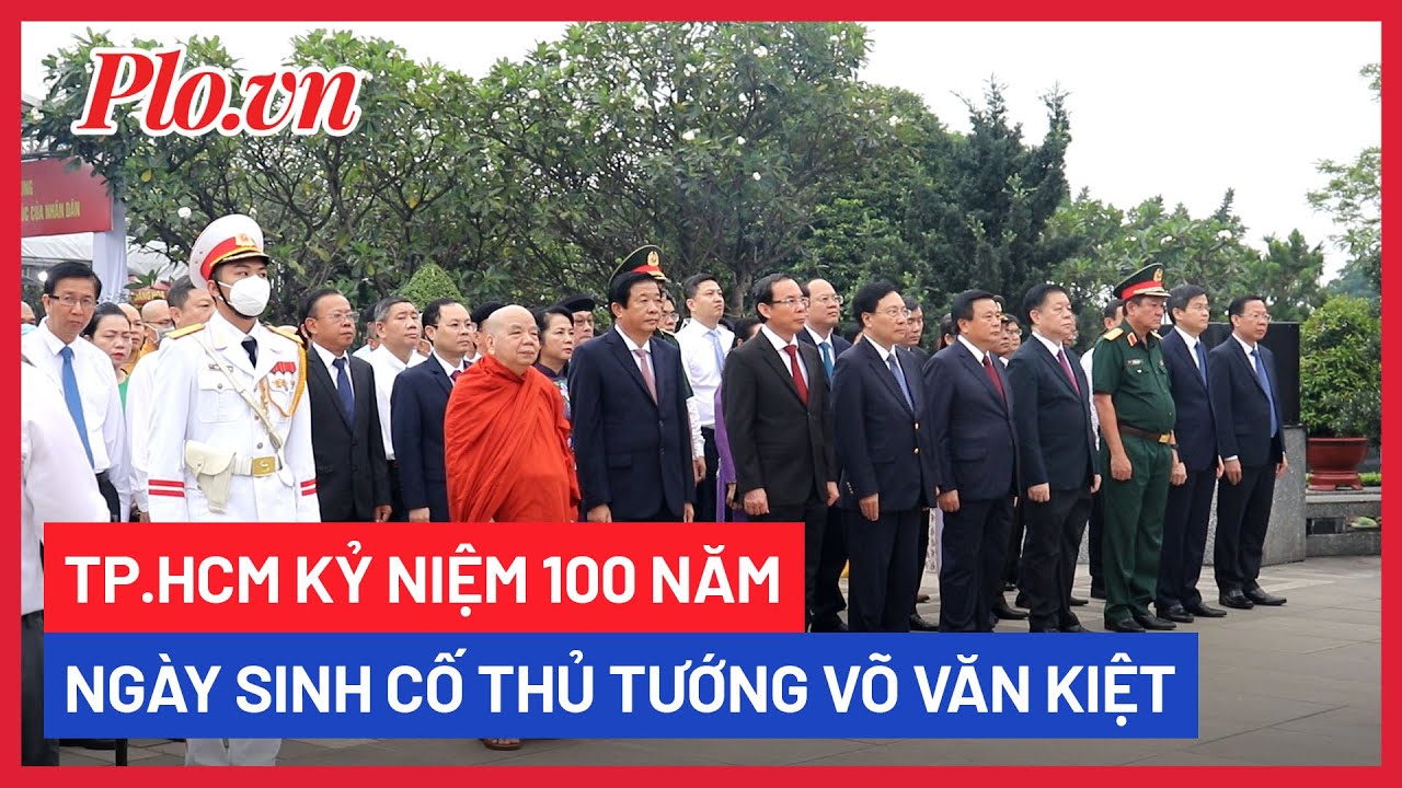 D&acirc;ng hương tại khu mộ cố Thủ tướng V&otilde; Văn Kiệt - PLO