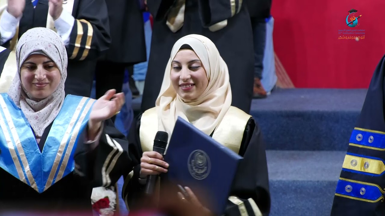 10 إخوة من عائلة نصار خريجي الجامعة الإسلامية