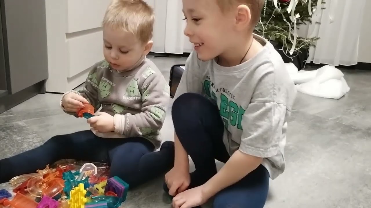 видео на квадрике во дворе
