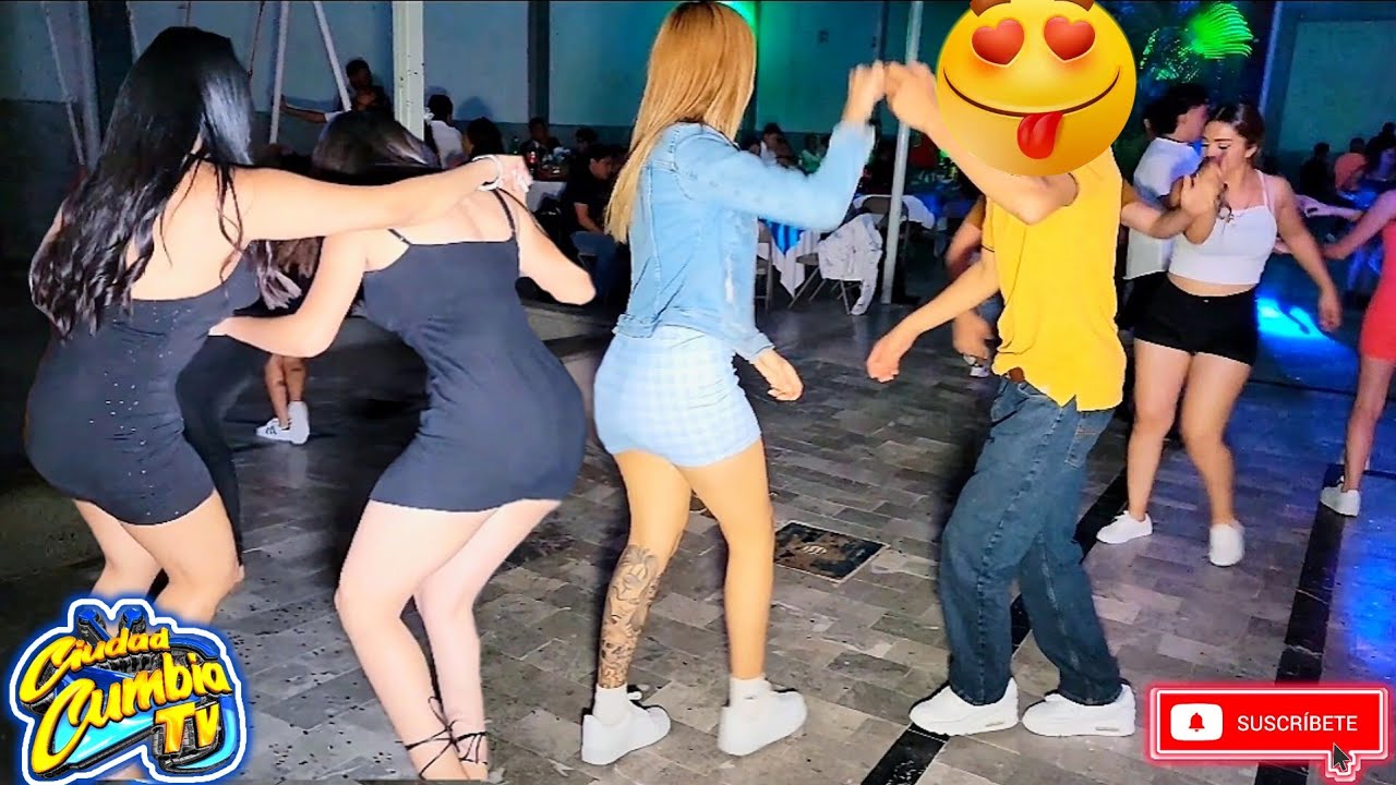 QUE RICAS CUMBIAS PONE EL CREMAS EN LOS BAILES DE LEON GUANAJUATO