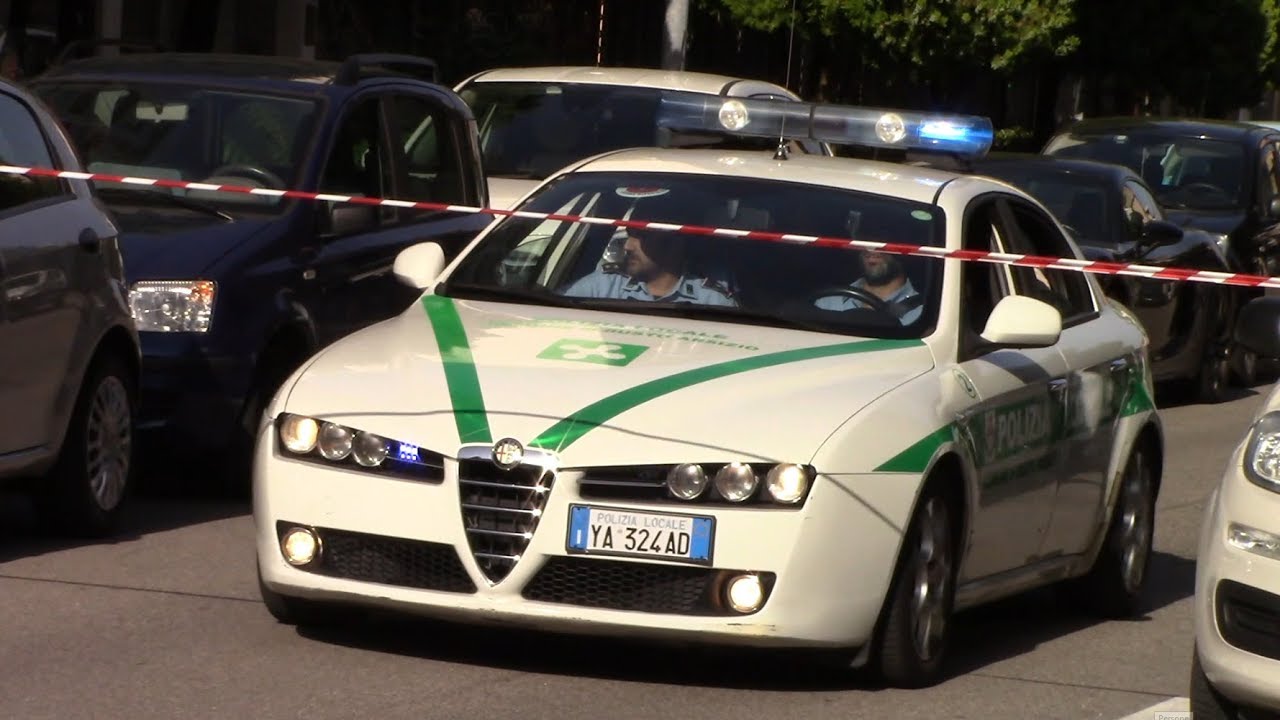 TERRIBILE RIBALTAMENTO ARRIVO POLIZIA LOCALE IN SIRENA + PARTENZA CRI BUSTO IN SIRENA+POLIZIA LOCALE