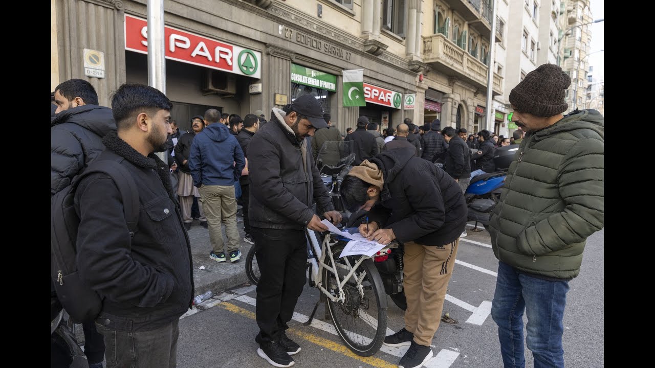 Tertulia de la Trinchera: Sanidad gratis para inmigrantes, lista de espera para españoles