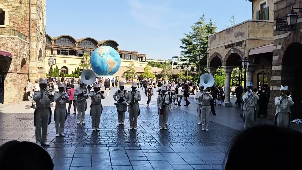 This is why Tokyo DisneySea feels unreal ✨