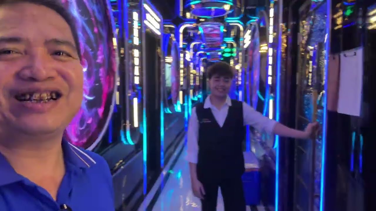 Ông chủ Quán karaoke Minh Quân mời em vào kiểm tra và tét lại giúp chuẩn bị xây tầng 3