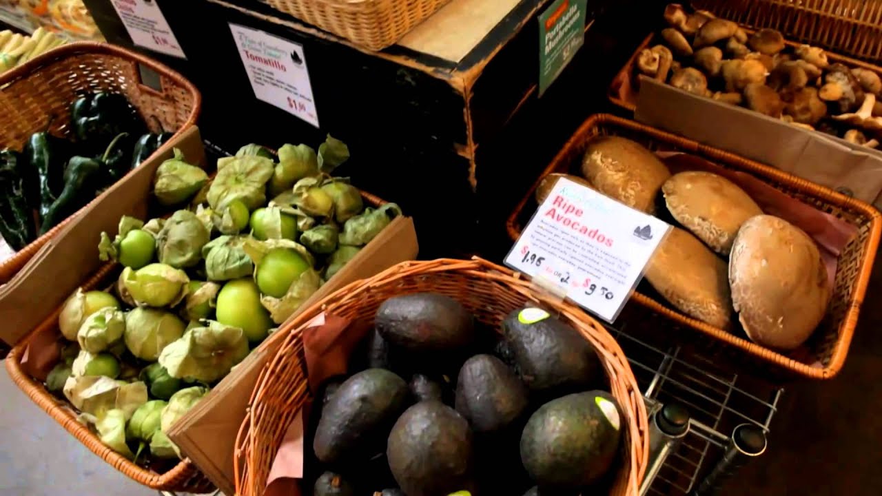 Food Scene in (HD) - Food Scene - Vancouver, BC, Canada