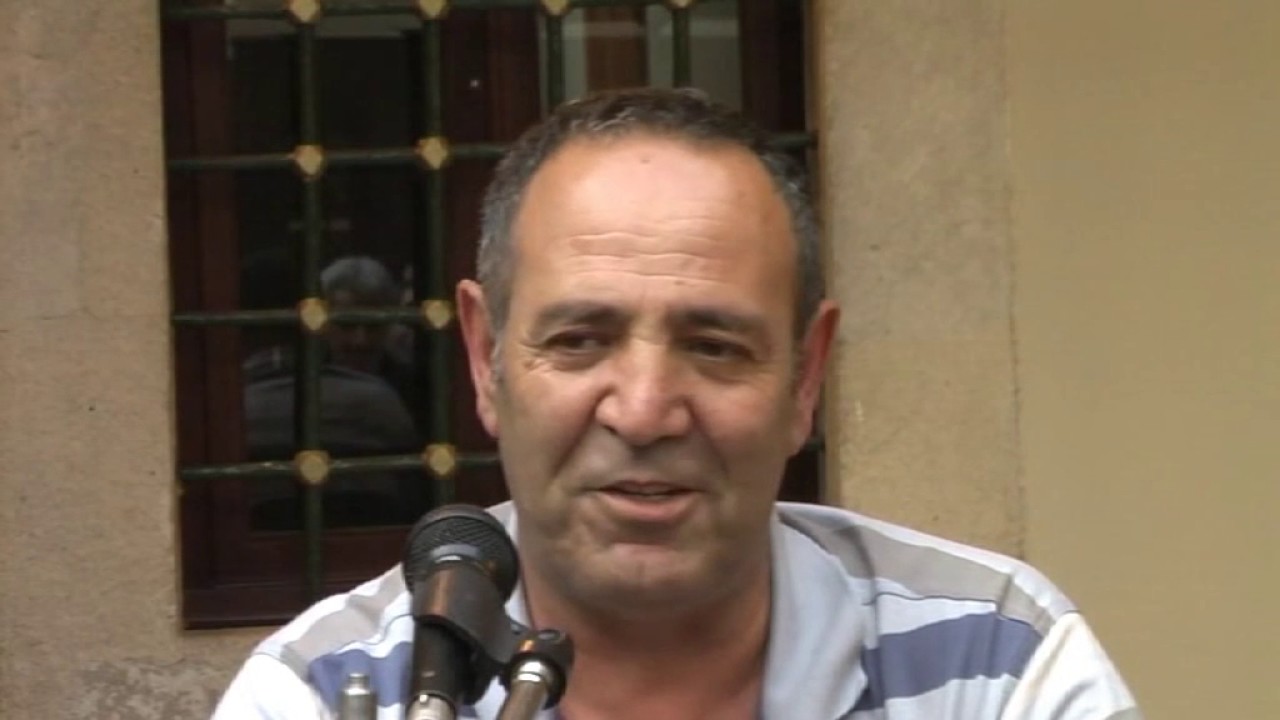 ŞAHİN U&Ccedil;AR Evi&ccedil; Şarkı