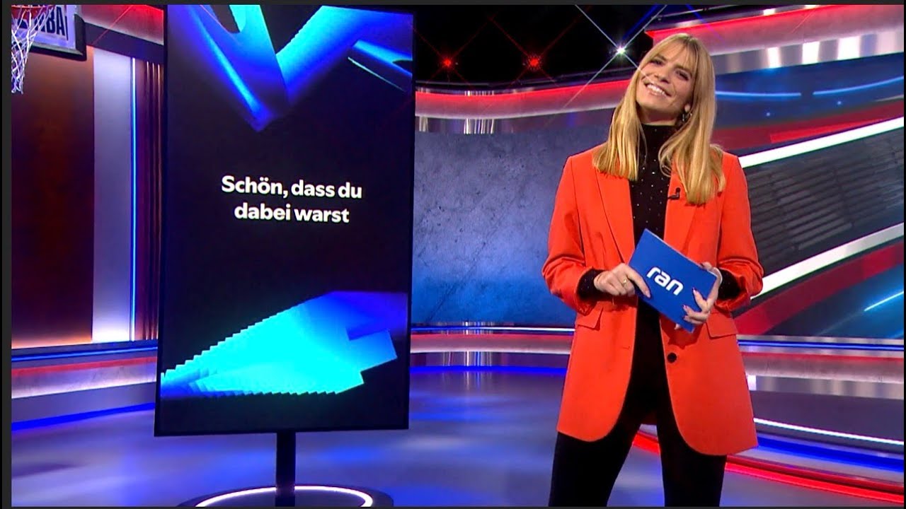 Sportmoderatorin  Sina Stinshoff Showreel | NBA, Football & Fußball | Field & Studio