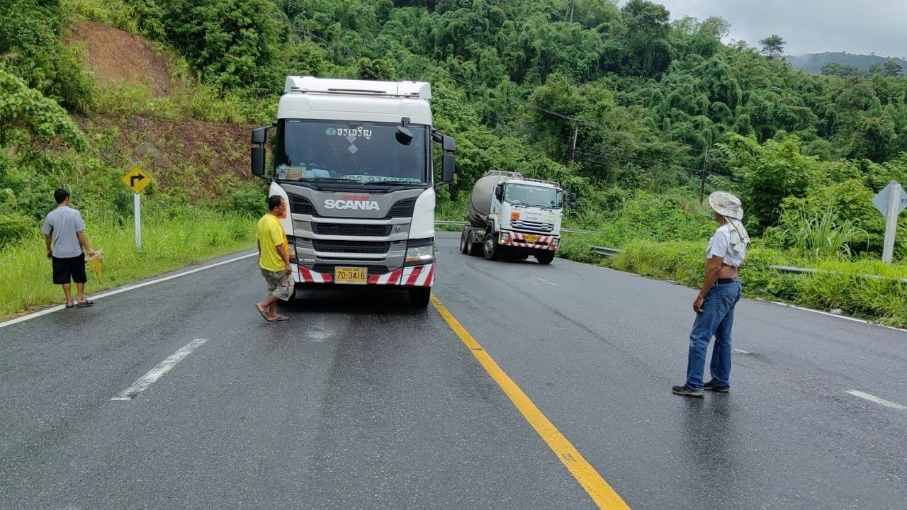 เรื่องวุ่นๆ scania vs Hino น้ำมันสายด่วน