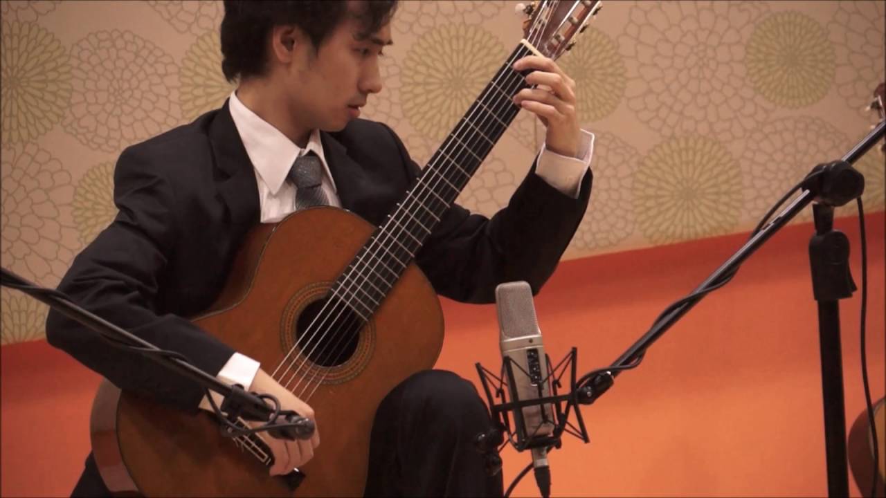 Jiawei Lin plays Giuliani Eroica Sonata on a 1970 Fleta