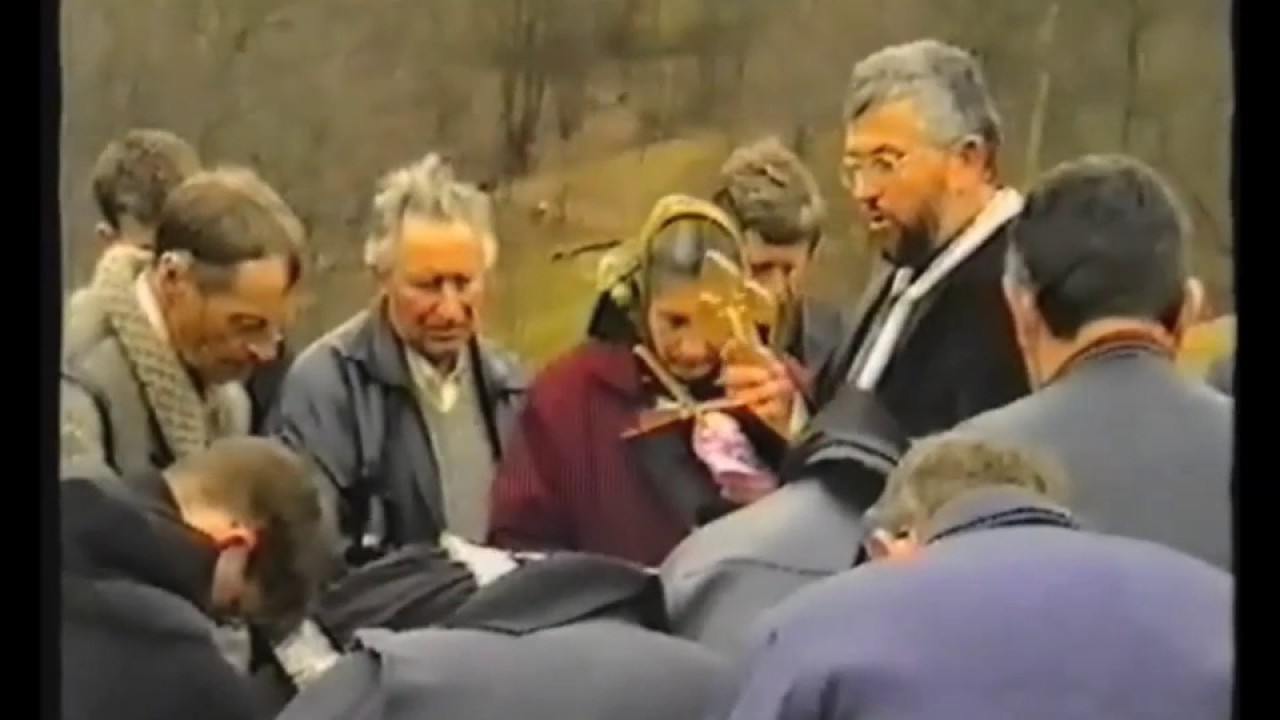 Inmormantare Cvasciuc Ioan la Manastirea Rona de Sus, partea 1