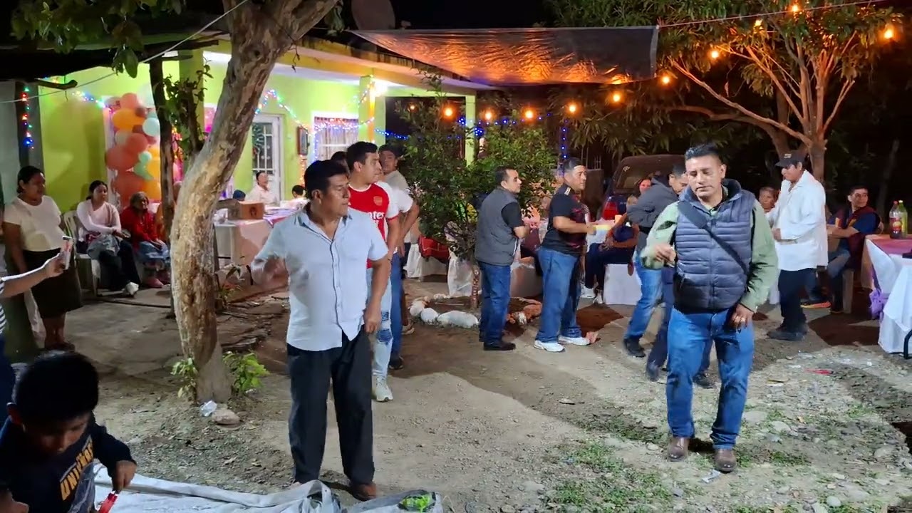 La Original Danza Tres Colores de Los Otates Huejutla Hidalgo con la Familia Rivera.