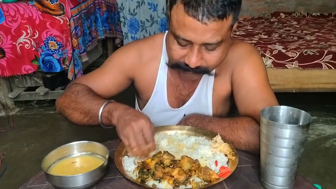 ডিমৌ পাট দি গাহৰি মাংস ভাজি আৰু ঔটেঙা দাইল//#assam_food_vlog @axomialahon