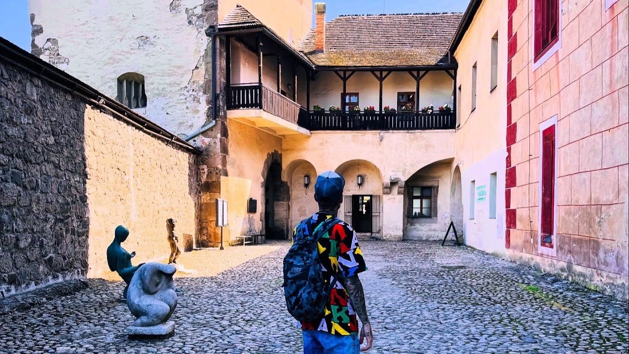 Travel Life Slovakia - MOMENTY ⏳ S TEBOU , BEZ TEBA | Zvolenský Zámok | Život v čase (Zvolen)
