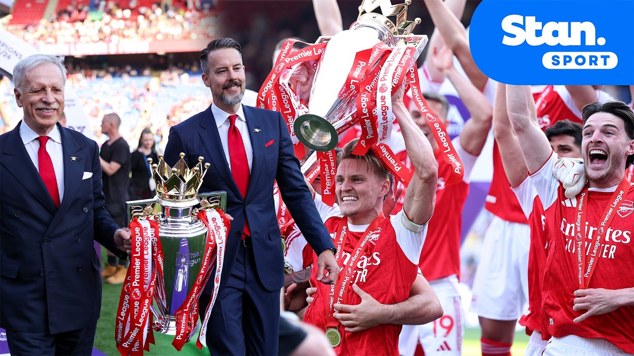 ARSENAL LIFT THE PREMIER LEAGUE TROPHY