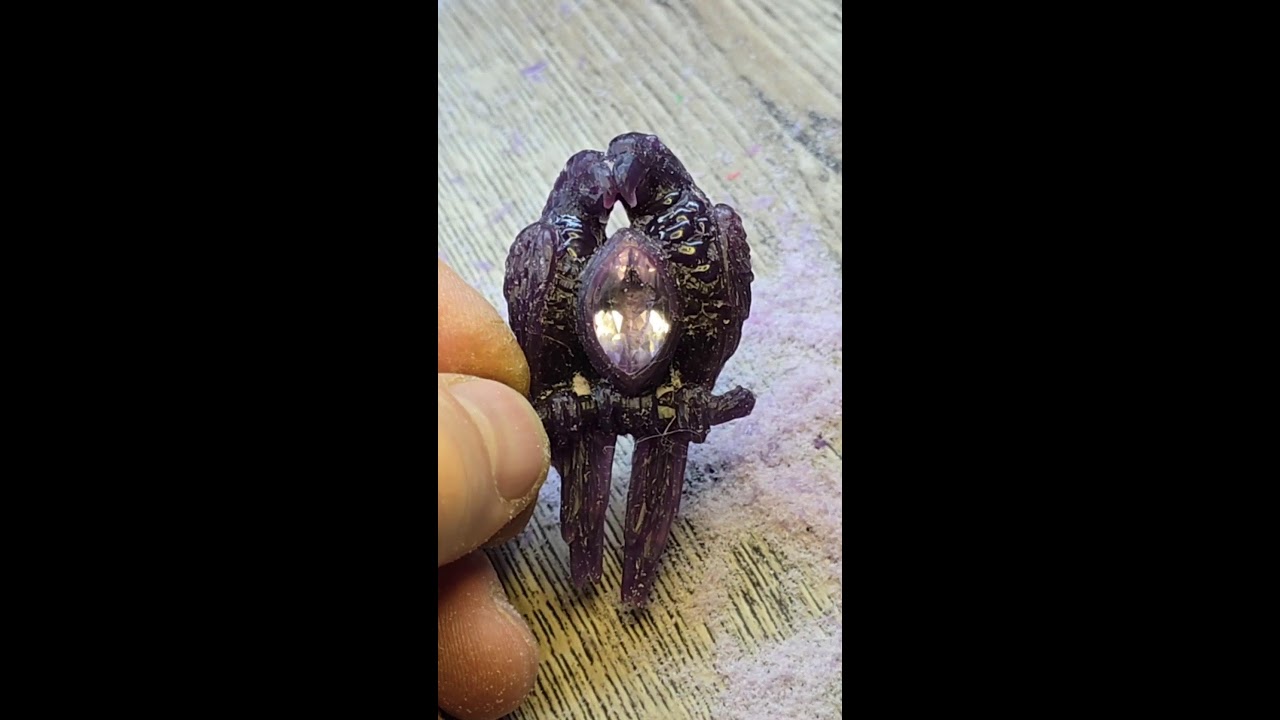 Дракон в прямом эфире!  Резьба по воску.