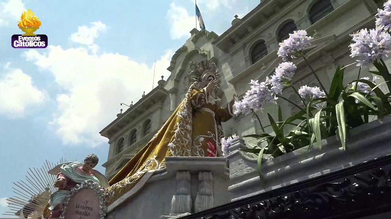 Paso por Catedral Jes&uacute;s de La Merced