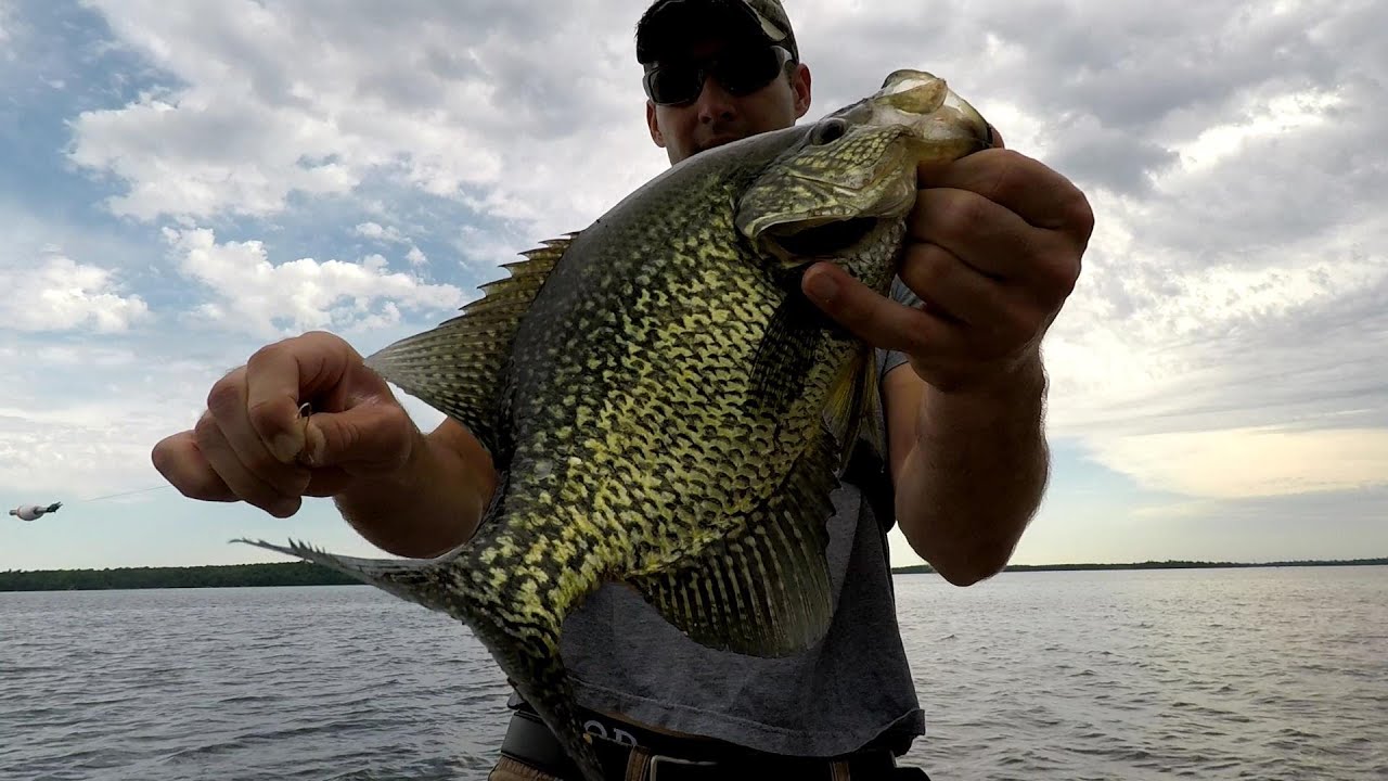 How To Catch Big Crappie On Slip Bobbers… (Simple, Fast, Easy)