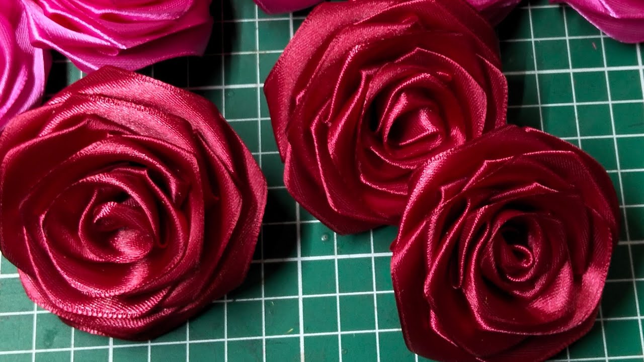 como envolver una rosa eterna con papel coreano