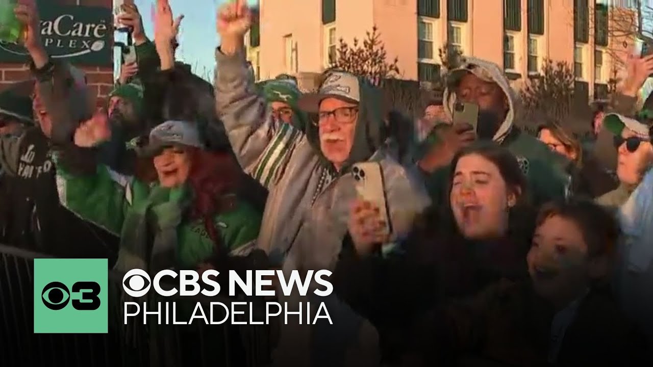 Eagles greeted by fans at NovaCare Complex in Philadelphia following Super Bowl win