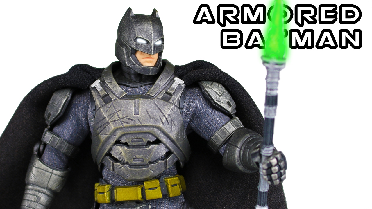 Mezco One:12 Collective ARMORED BATMAN Dawn of Justice Action Figure Toy Review
