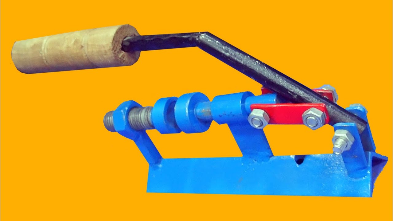 The simplest Nutcracker With Your Hands