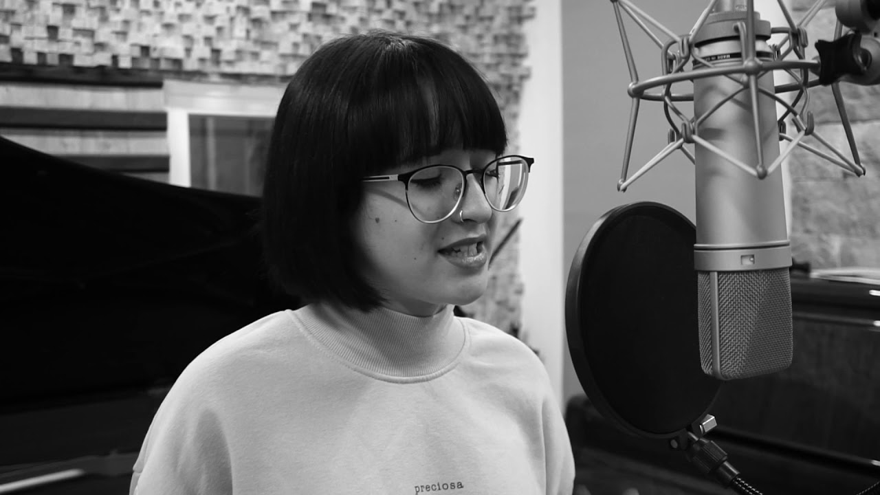 IRENE MOLINA (COVER, SHALLOW)