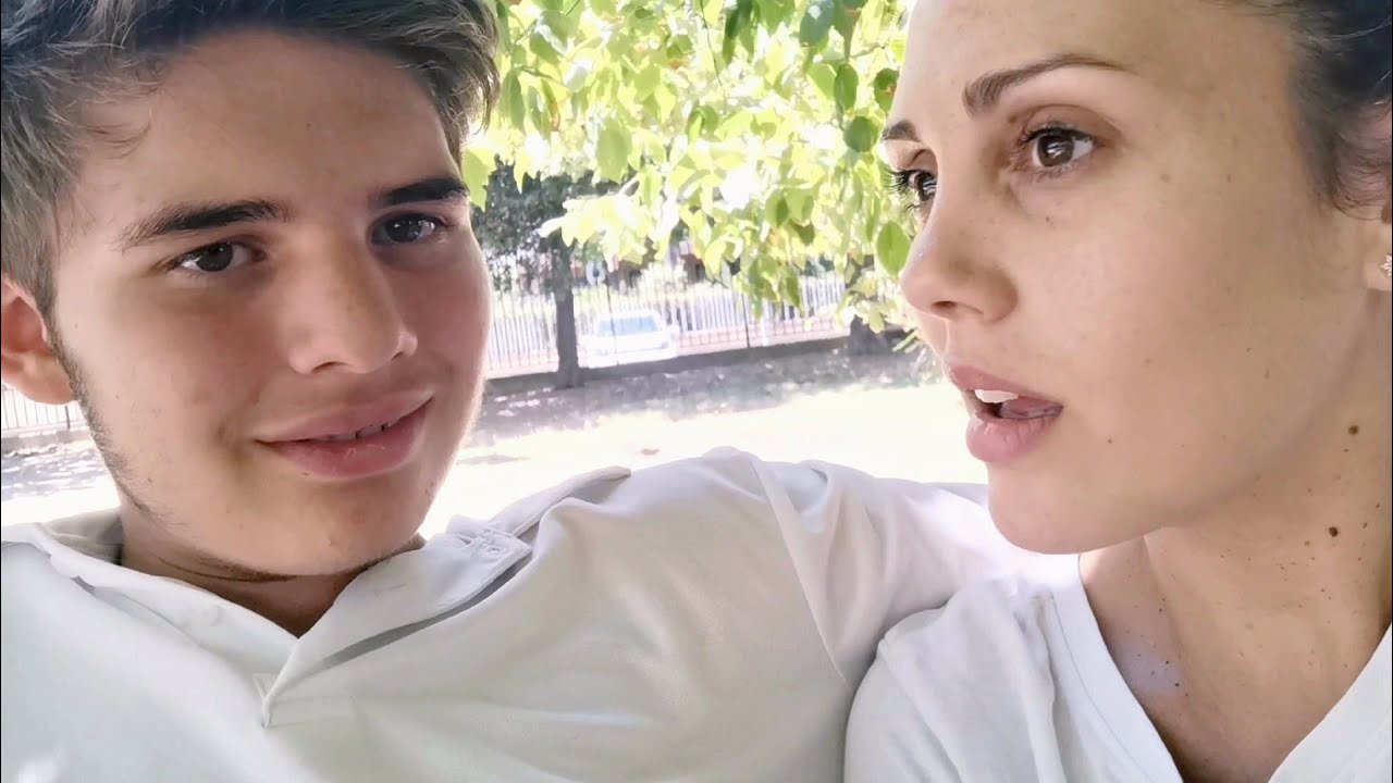 Spiego a Chris il perché suo fratello Noah non avverte il pudore e come può aiutarlo. Autismo