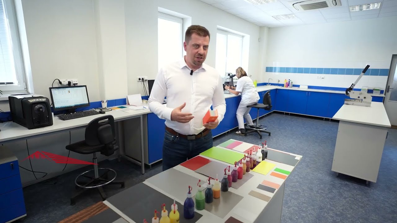 Střechy COMAX - reportáž výroby kvalitních plechových krytin.