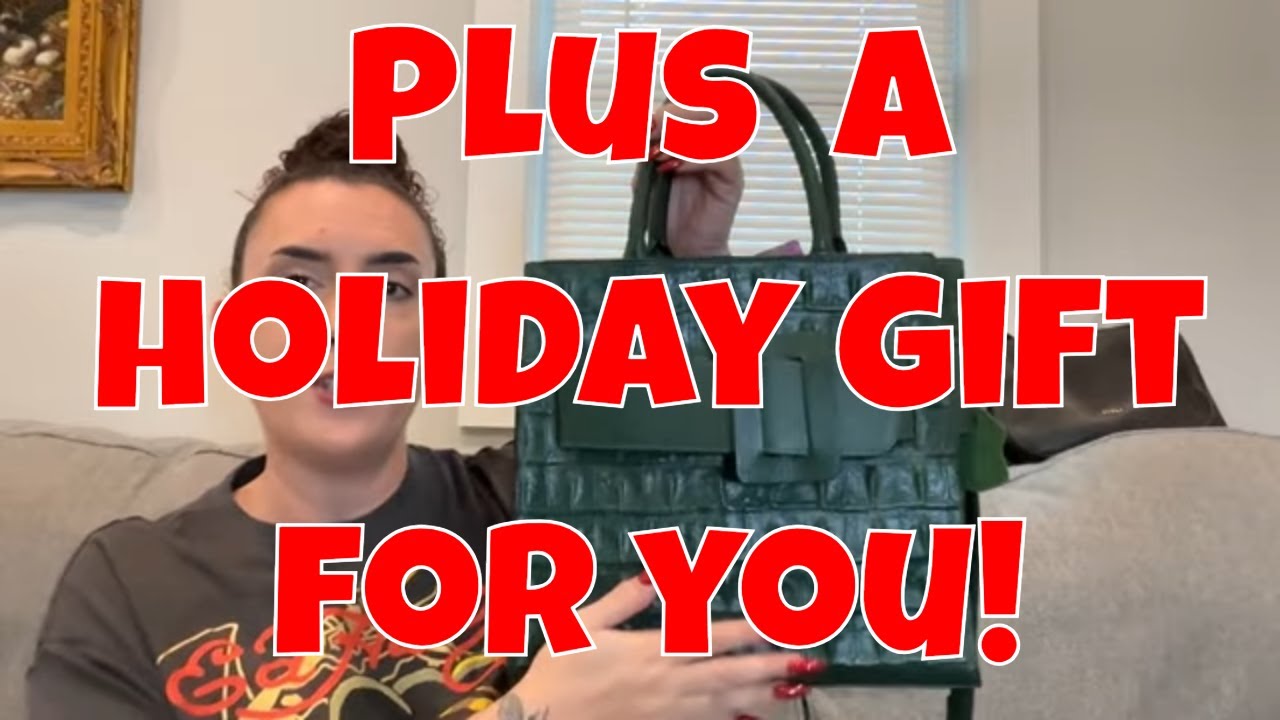 PURSE SALE! + Holiday Gift for YOU!