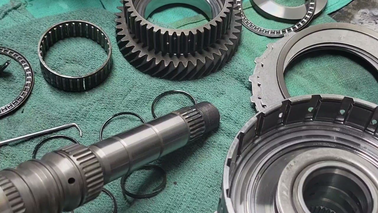 06 honda odyssey transmission rebuild part 3 BGRA. camera cut off for no reason.