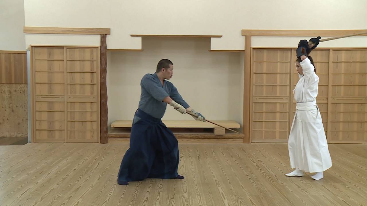 【Sacrum × Bujutsu】速く、強く、美しく動ける! 古武術「仙骨操法」入門　Hip Control and Movement in Kobujutsu