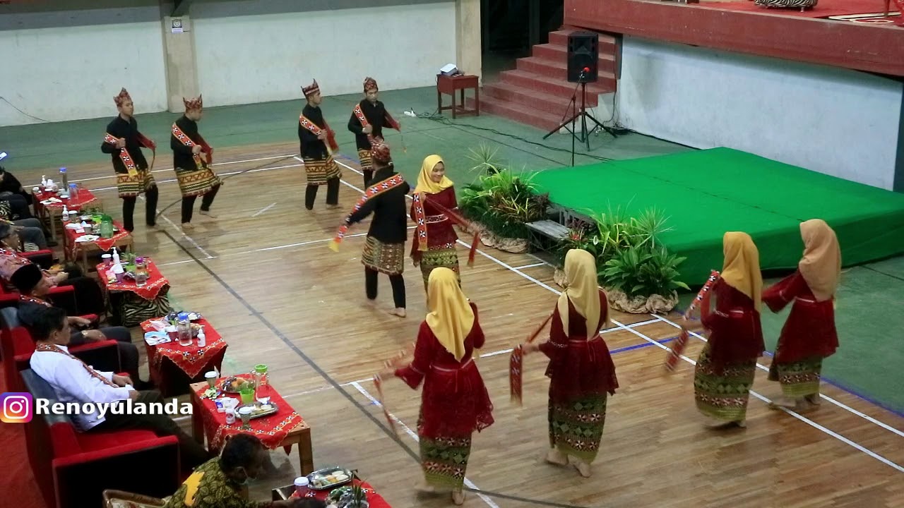 NYAMBAI SANGGAR BANJARMASIN PADANG CAHYA LAMPUNG BARAT || PEMBUKAAN SEMINAR GURU NASIONAL 2020