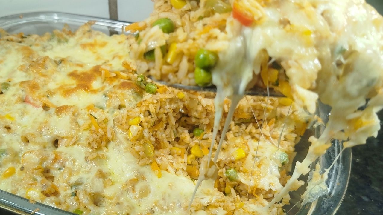 ARROZ TEMPERADO COM ATUM SIMPLES E SABOROSO | Receita Fácil para QUARESMA