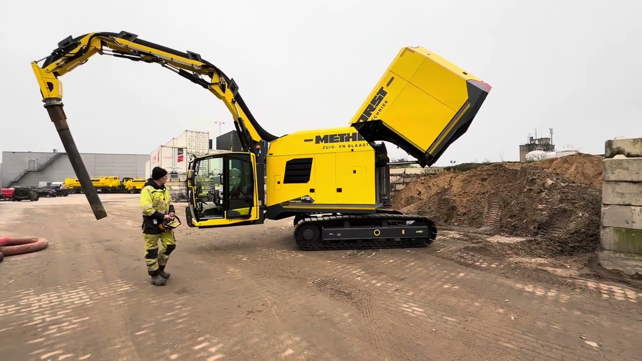 Praktijktest Methorst compacte zuigwagen op tracks dd 12-12-2024