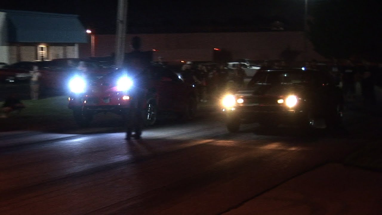 A Little Street Car Shootout from South of the Border