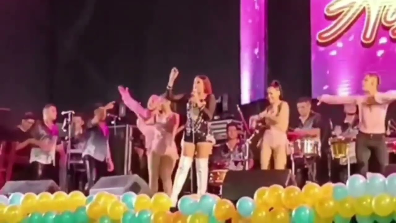 Azucena Calvay   Buscando Un Cari&ntilde;o Primicia 2023 - Dj Luiann Peru