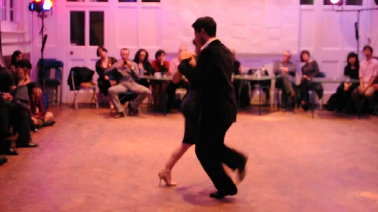 In&eacute;s Muzzopappa y Dante Sanchez bailan Nochero Soy @ Milonga Pasional, Cambridge UK
