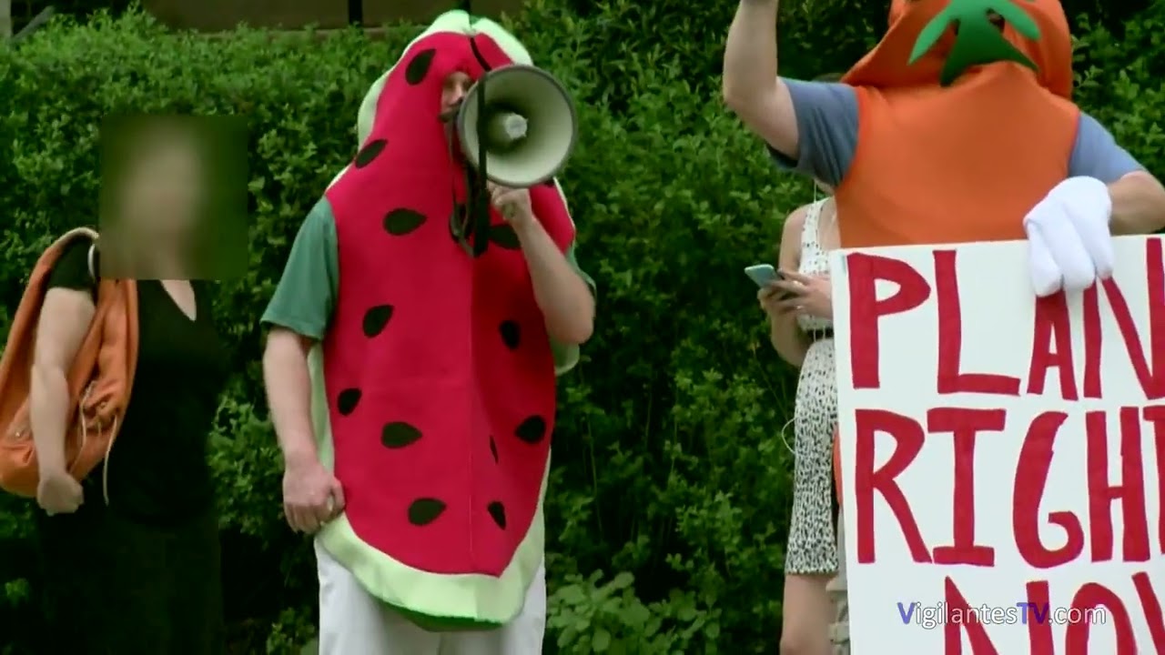PETA Protested by Fruit & Vegetable Plants by Vigilantes