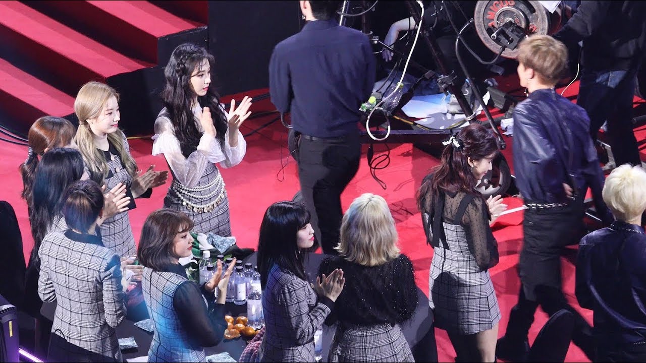 190123 트와이스(TWICE) 세븐틴(SEVENTEEN) 수상 축하, 소감 반응 (Reaction) 4K 직캠 by 비몽