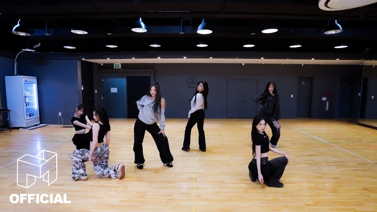 tripleS(트리플에스) msnz moon 'Cameo Love' Official Dance Practice