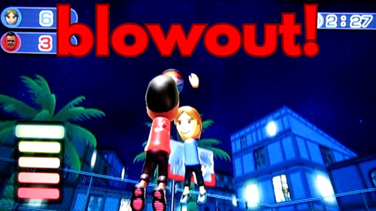 Wii Sports Resort Basketball: Beating TOMMY 29-15!