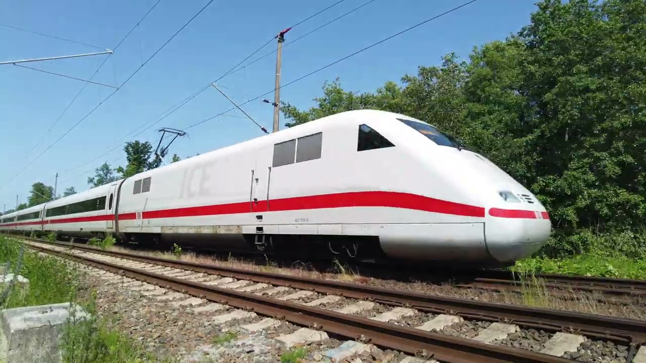 ZUGFAHRTEN AUF NORMAL-u.SCHMALSPUR IM WANDEL DER JAHRESZEITEN ZWISCHEN BERGEN-BINZ u.SELLIN-PUTBUS.